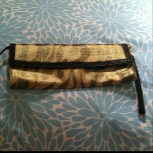 Charles David Clutch